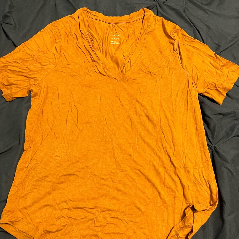 A New Day Woman’s Top Size Small